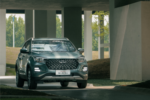 打工人给自己的年终奖：畅销全球11国的2023款瑞虎5x真香！第1张